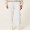 Avslappnade joggingbyxor i ribbad fleece Avslappnade joggingbyxor i ribbad fleece