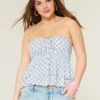 Babydoll-top med halterneck och volanger Babydoll-top med halterneck och volanger