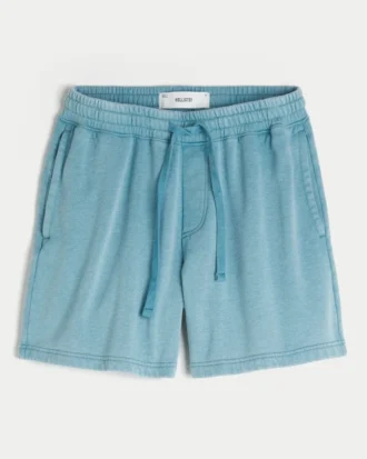 Baggy fleeceshorts ovanför knäet