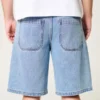 Baggy jeansshorts i mediumtvätt
