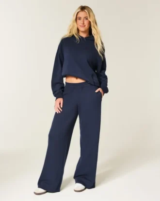 Baggy sweatpants
