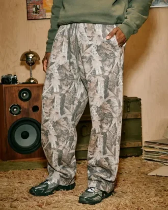 Baggy sweatpants