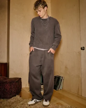 Baggy sweatpants