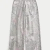 Baggy sweatpants med kamouflagemönster Baggy sweatpants med kamouflagemönster