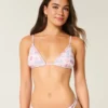 Bikini-top med dekorativa trianglar