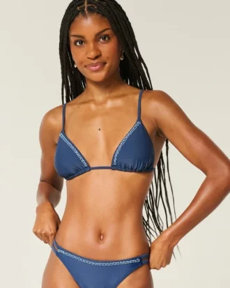 Bikini-top med dekorativa trianglar