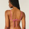 Bikini-top med dekorativa trianglar