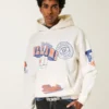 Boxig hoodie med Fighting Illini-motiv från University of Illinois Boxig hoodie med Fighting Illini-motiv från University of Illinois