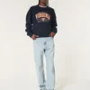 Boxig sweatshirt med University of Virginia-grafik Boxig sweatshirt med University of Virginia-grafik