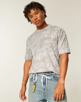 Boxig, tung T-shirt med mikro-logo och rund halsringning