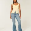Curvy hög midja medium tvättade flare jeans Curvy hög midja medium tvättade flare jeans