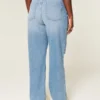 Curvy högmidjade slitna dad jeans i medium tvätt Curvy högmidjade slitna dad jeans i medium tvätt