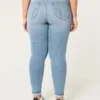 Curvy högmidjade super skinny jeans i medium tvätt Curvy högmidjade super skinny jeans i medium tvätt