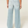 Curvy lågmidjade baggy jeans i ljus tvätt Curvy lågmidjade baggy jeans i ljus tvätt