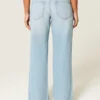 Curvy lågmidjade baggy jeans med slitna detaljer Curvy lågmidjade baggy jeans med slitna detaljer