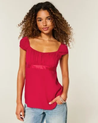 Enkel babydoll-top i satin med knytband
