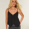 Enkel babydoll-top med nitar