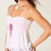 Enkel, broderad babydoll-top utan axelband Enkel, broderad babydoll-top utan axelband