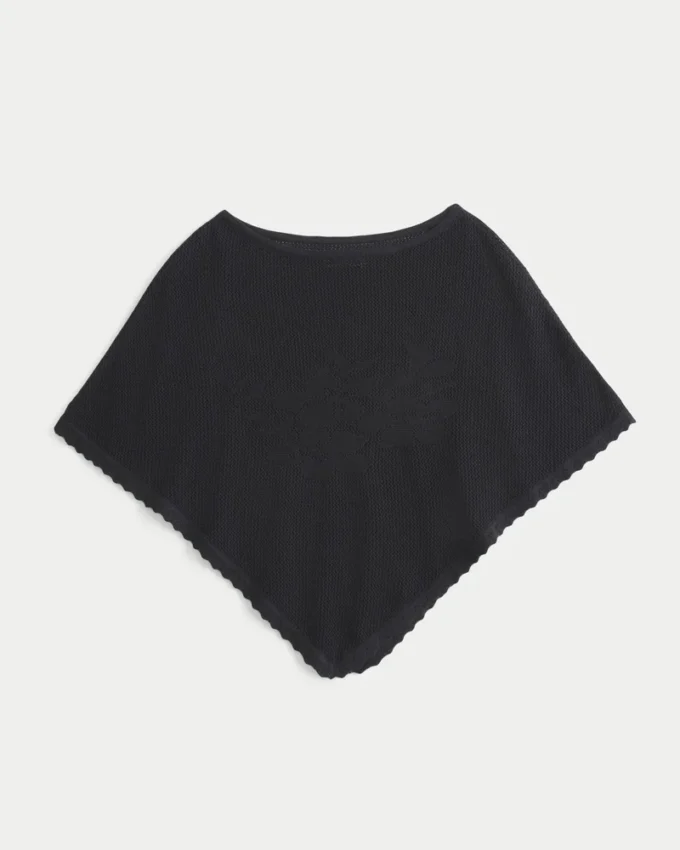 Enkel poncho med blommönster