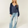 Enkel satin-camisole med spets Enkel satin-camisole med spets