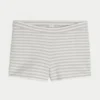 Gilly Hicks Mysiga shorts i stickad tröja Gilly Hicks Mysiga shorts i stickad tröja