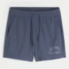 Grafiska aktiva shorts i midilängd Grafiska aktiva shorts i midilängd