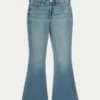 Högmidjade jeans med medium tvätt och utsvängda ben Högmidjade jeans med medium tvätt och utsvängda ben