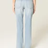 Högmidjade, ljusblå raka jeans Högmidjade, ljusblå raka jeans
