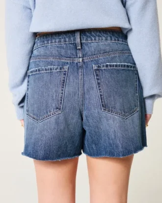 Högmidjade, medelmörk tvättade, avslappnade jeansshorts 5″