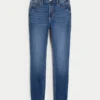Högmidjade, mörktvättade superskinny jeans