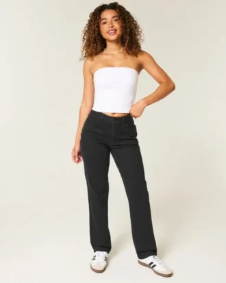 Högmidjade svarta raka jeans