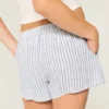Hollister Livvy Lågmidjade shorts i linneblandning