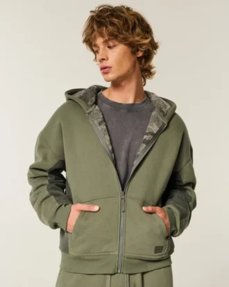 Hollister x Crocs Sherpa-fodrad hoodie med dragkedja