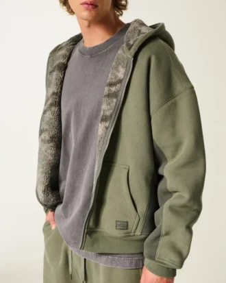 Hollister x Crocs Sherpa-fodrad hoodie med dragkedja