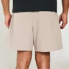 Hybridshorts i midilängd