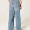 Justerbar midja Låg midja Mediumtvättade baggy jeans Justerbar midja Låg midja Mediumtvättade baggy jeans