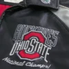 Konstläder The Ohio State University Buckeyes grafisk jacka Konstläder The Ohio State University Buckeyes grafisk jacka