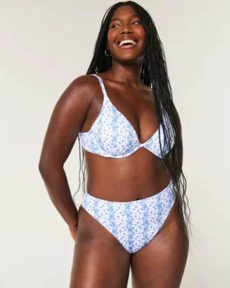 Kurvig högt skuren ribbad bikiniunderdel med hög midja