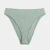 Kurvig högt skuren ribbad bikiniunderdel med hög midja