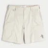 Kylande golfshorts som slutar ovanför knäet Kylande golfshorts som slutar ovanför knäet