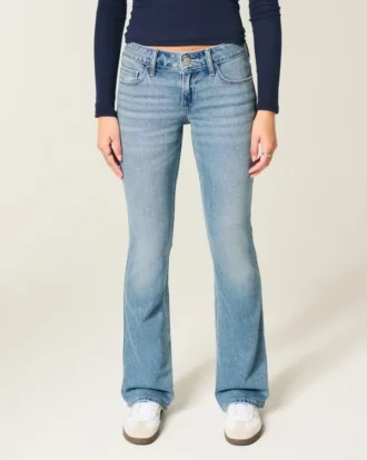 Låg midja, medium tvätt, bootcut-jeans