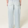 Låg midja, slitna, ljusblå baggy jeans