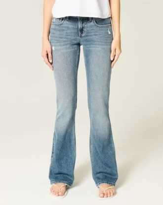 Låg midja, slitna, mediumtvättade bootcut-jeans