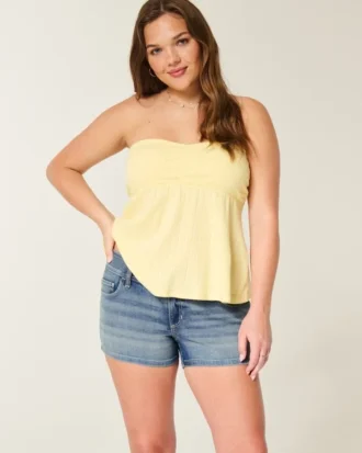 Lågmidja shorts i medium tvätt