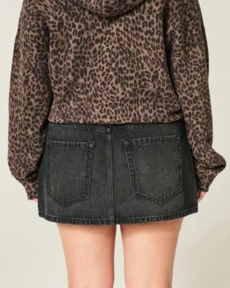 Lågmidjad miniskort i denim