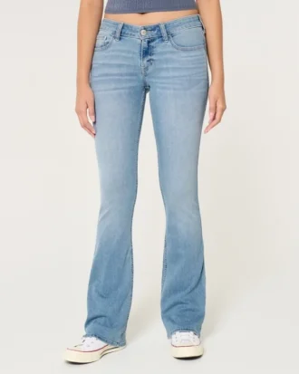 Lågmidjade bootcut-jeans i ljus tvätt
