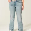 Lågmidjade bootcut-jeans i ljus tvätt Lågmidjade bootcut-jeans i ljus tvätt