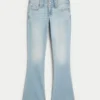 Lågmidjade bootcut-jeans i ljus tvätt Lågmidjade bootcut-jeans i ljus tvätt