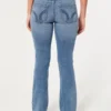 Lågmidjade bootcut-jeans i medium tvätt