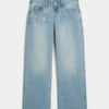 Lågmidjade, ljusblå baggyjeans med kedjebroderi Lågmidjade, ljusblå baggyjeans med kedjebroderi